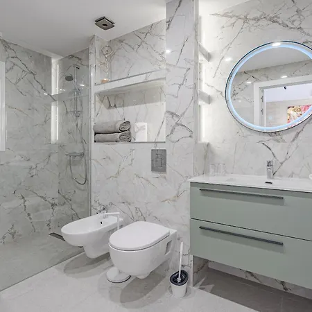 Granada - 1 Playa de las Americas (Tenerife)